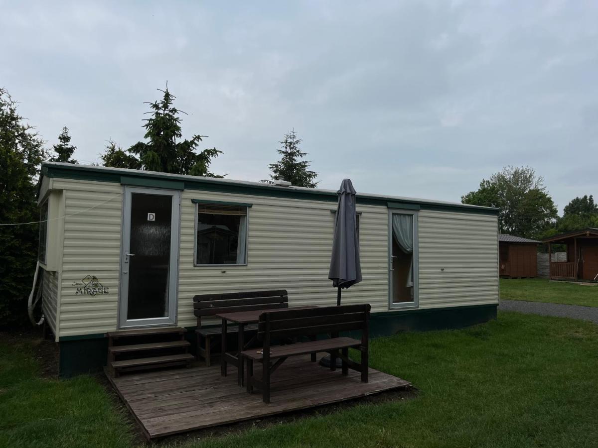 Apartamento Autocamp Free Star - Mobilheimy Strachotin Exterior foto